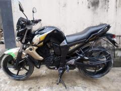 Yamaha FZs